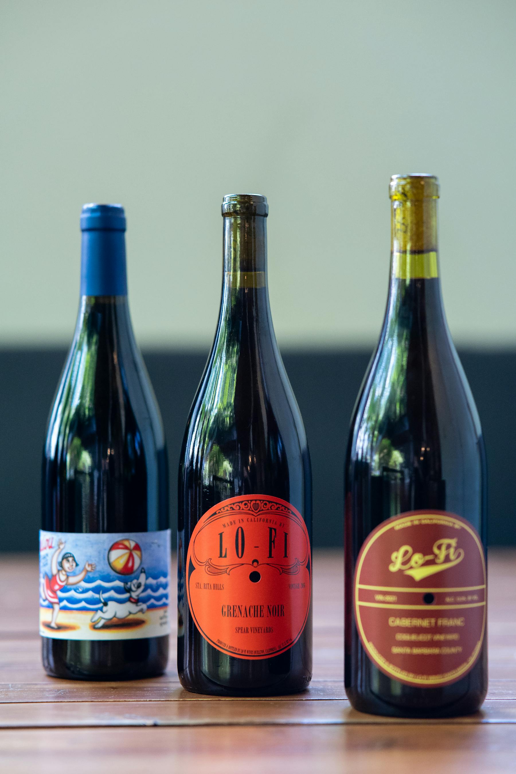 龙羊酒业产品咨询与合作沟通相关现场图